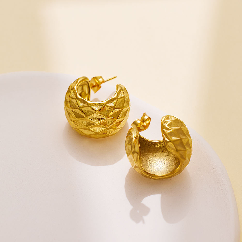 कर्व लूप स्टड इयररिंग्स