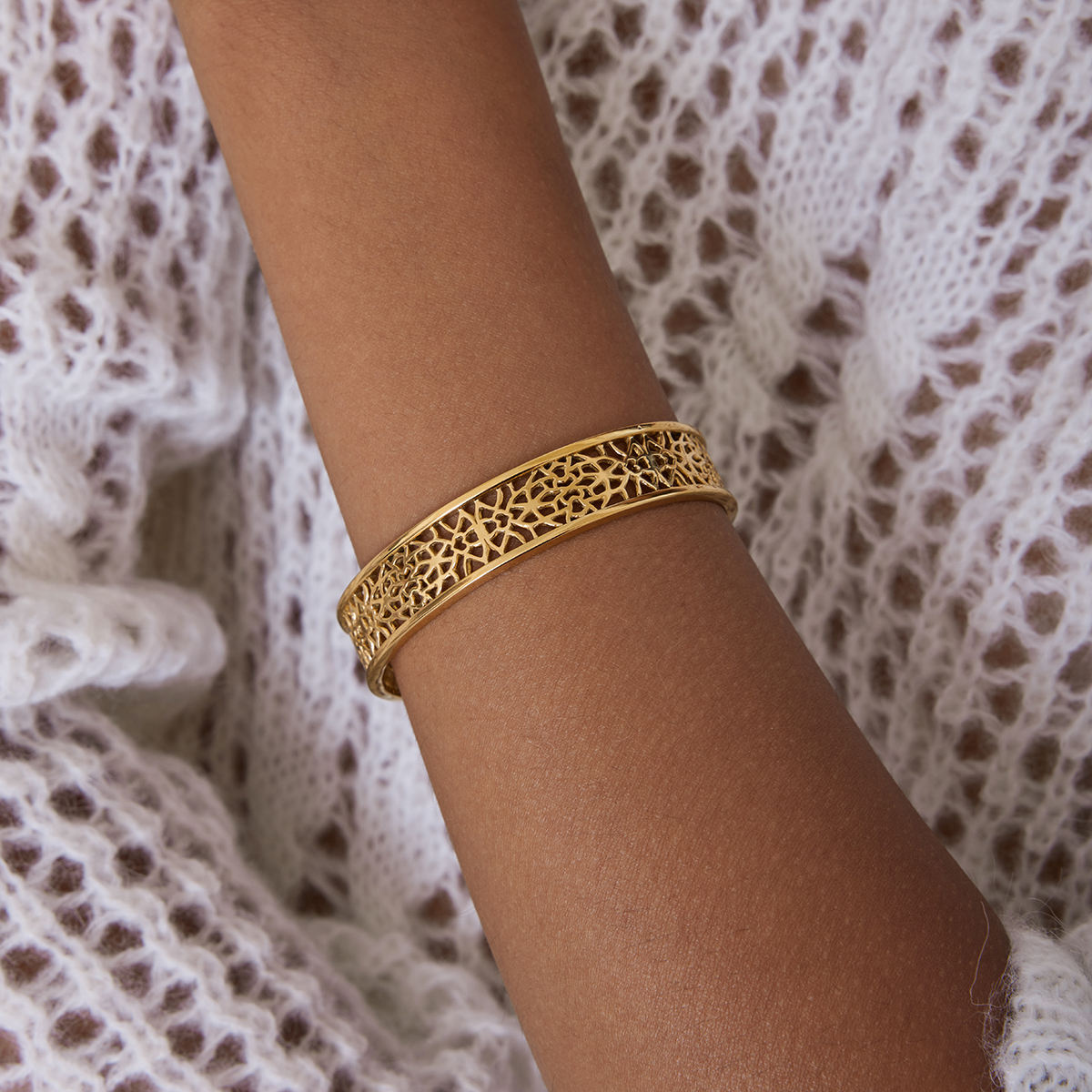 Royal Textured Bangle