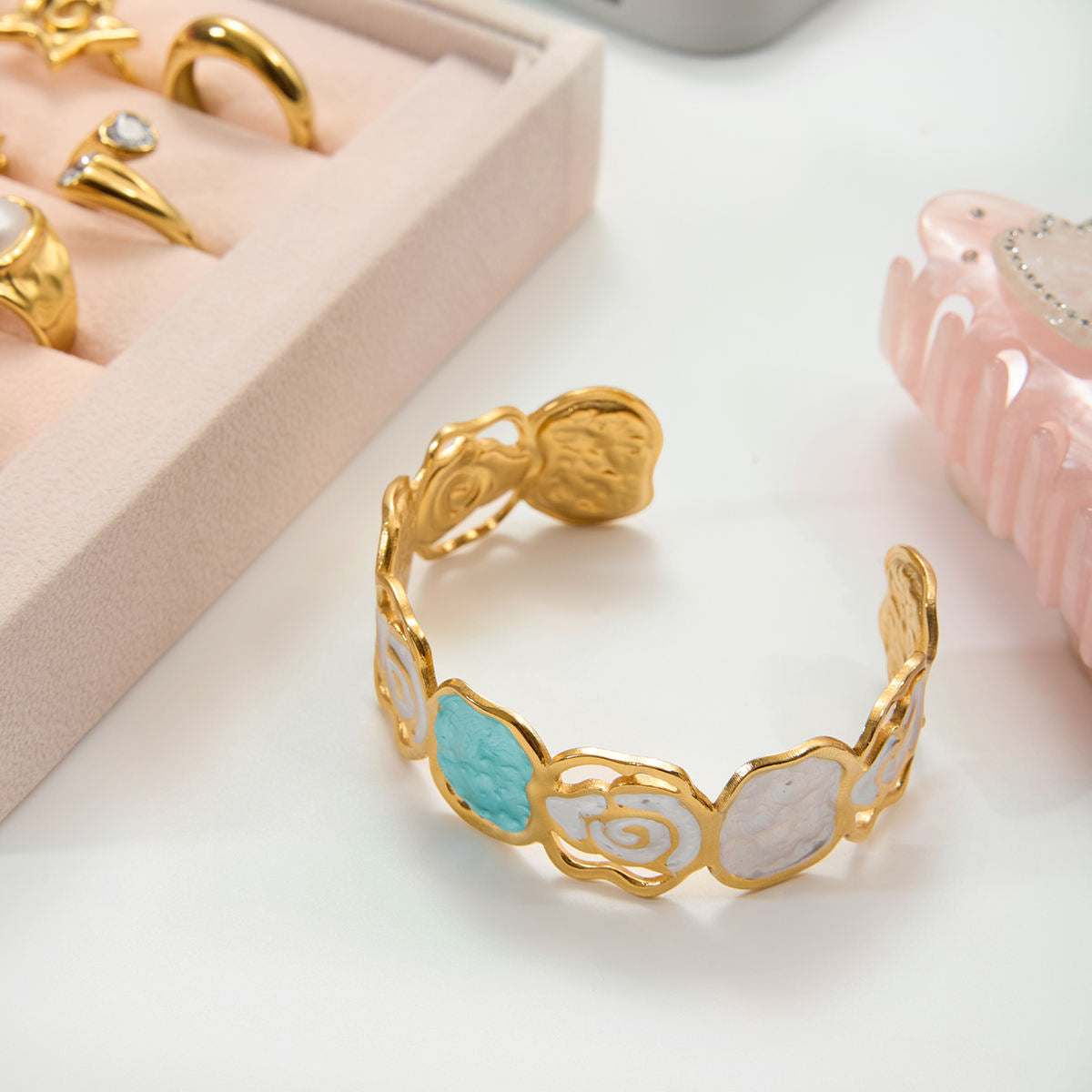 Bold Flower Bangle