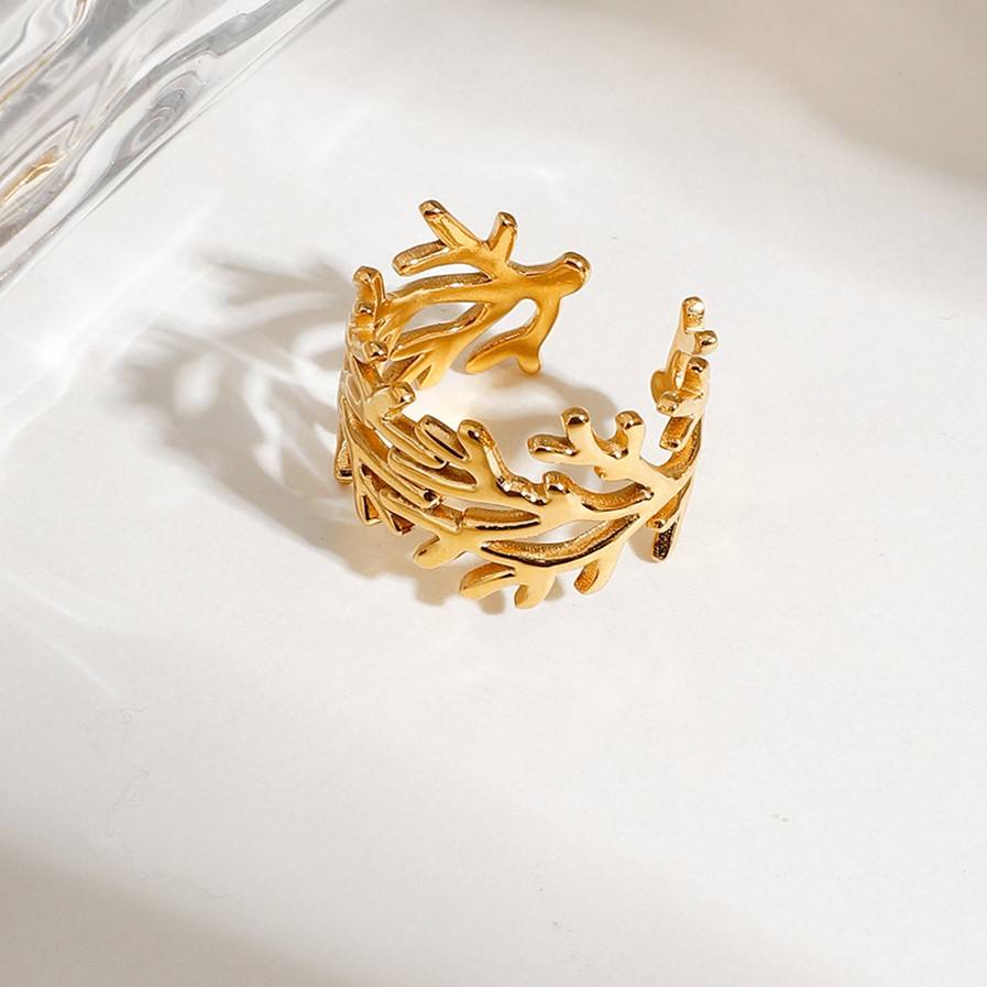 Rooted Resizable Ring