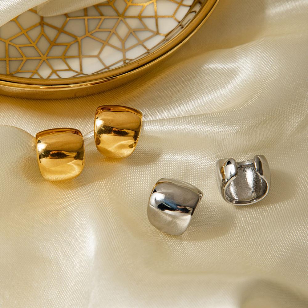 Dome Ear Cuff Earring