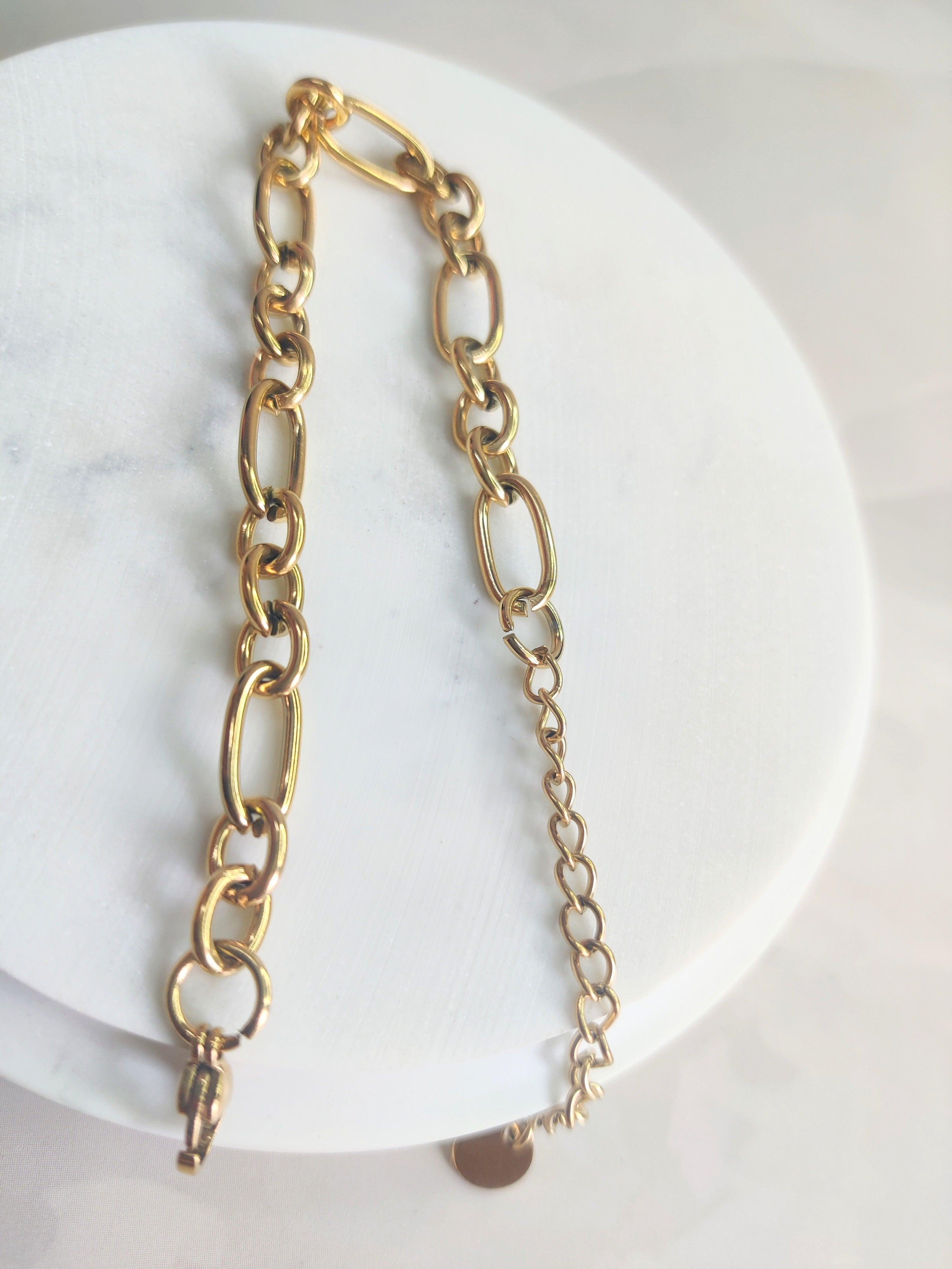 Loopy Chain Bracelet