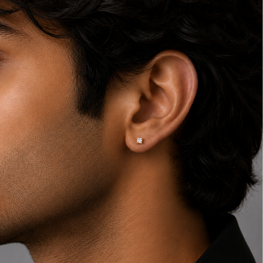 गोल्डन गोल स्टड इयररिंग - 4 MM