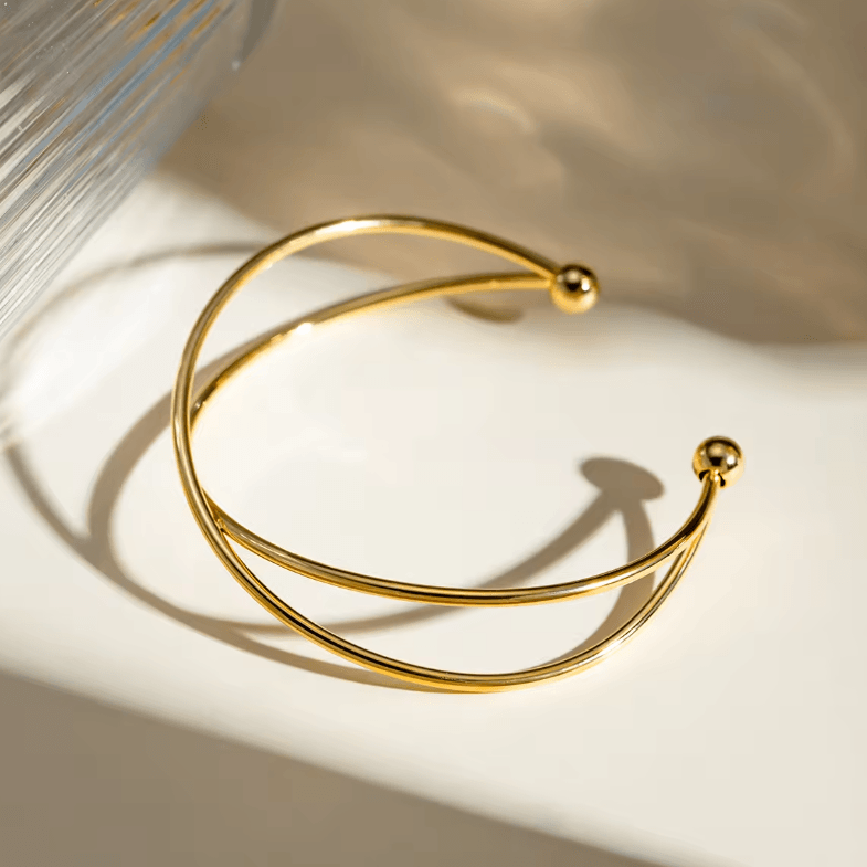 Sleek Twisty Kada Bangle