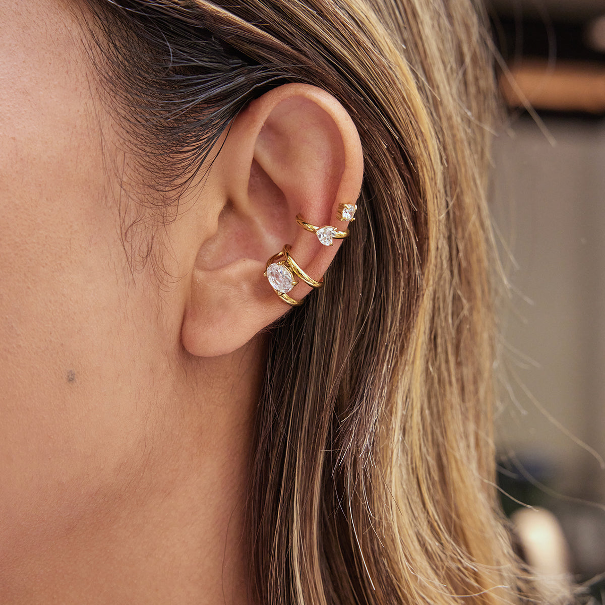 Twirl Glow Ear Cuff Earring