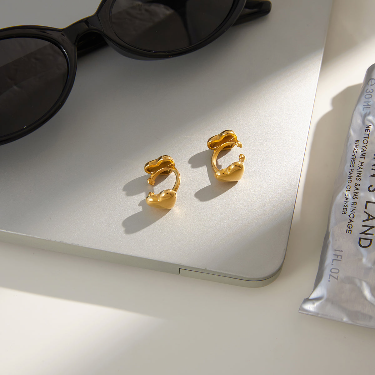 Hearty Ear Cuff Earring