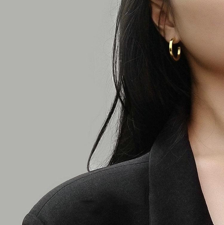 रे हूप इयररिंग