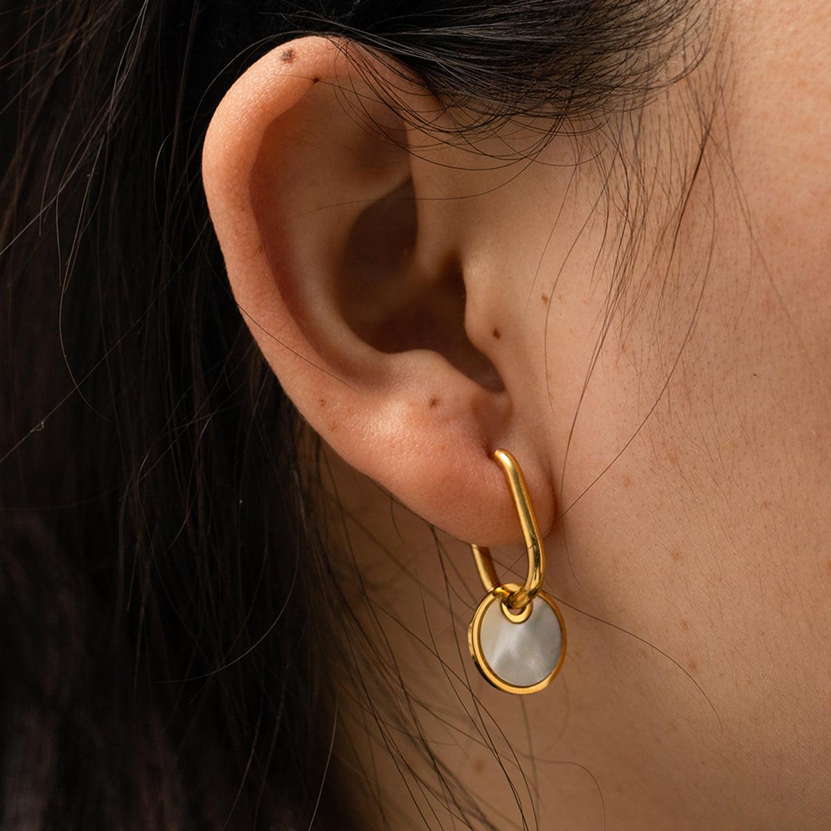 Shell Round Hanging Hoop Earring