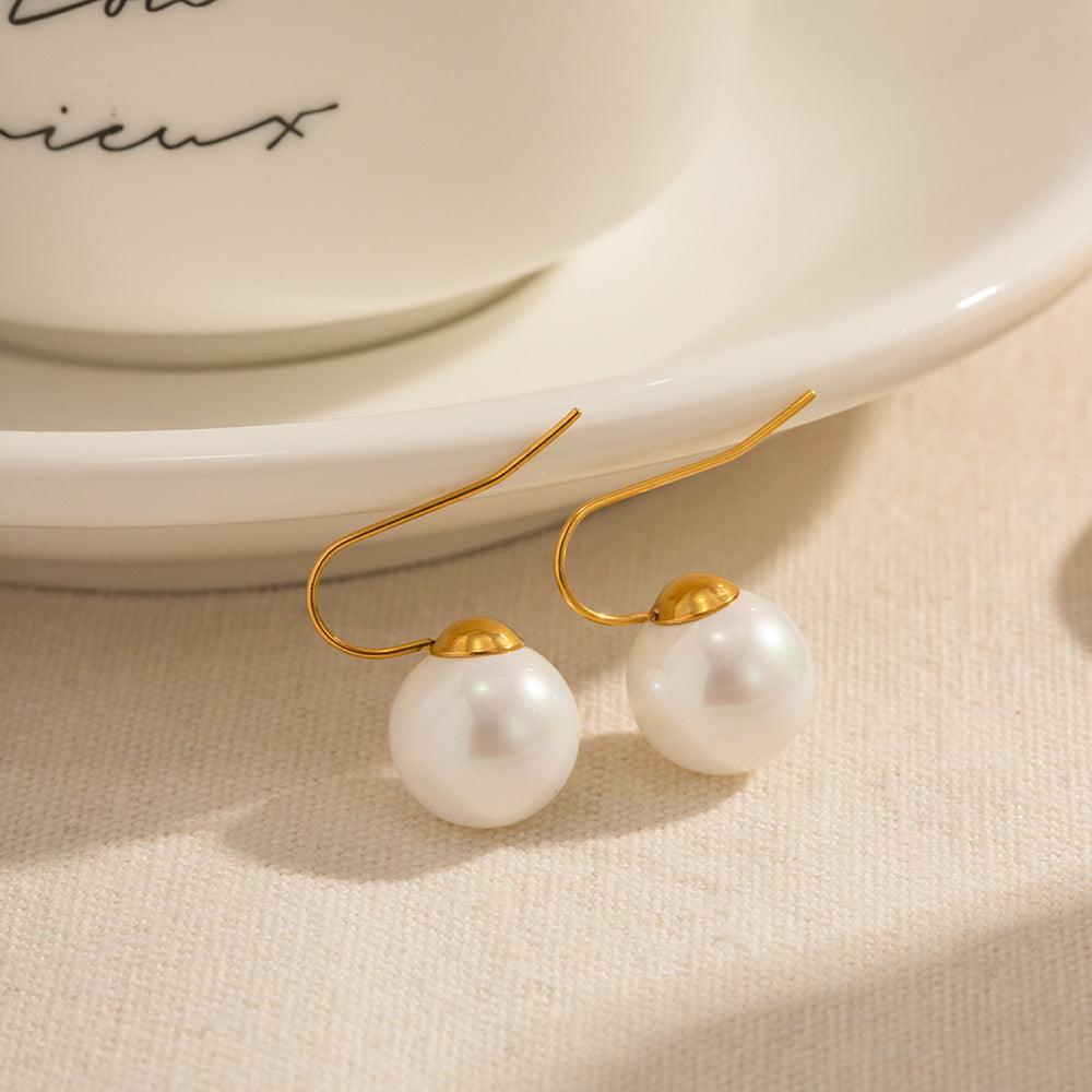 Pearl Dainty Hanging Earring