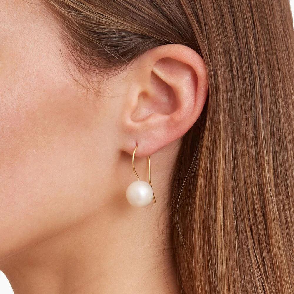 Pearl Dainty Hanging Earring