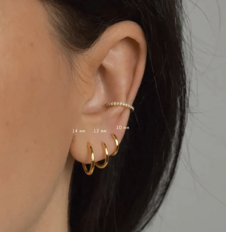 Small Dainty Hoop Earring - 2.5 mm Thick