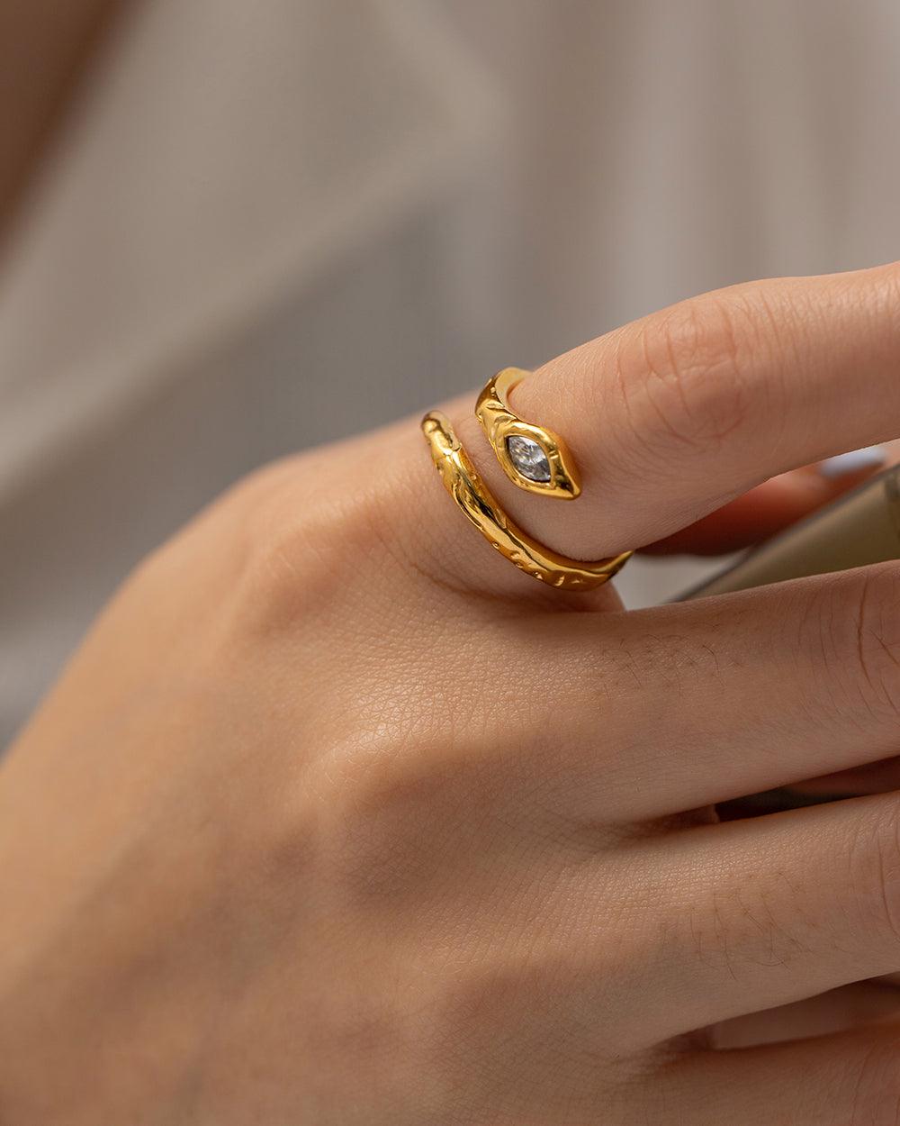 Ella Snake Resizable Ring