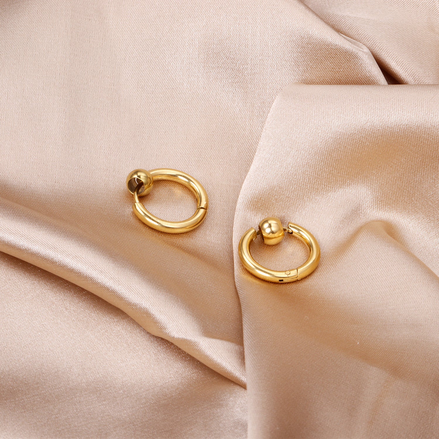 मिनी हूप इयररिंग्स - गोल्ड