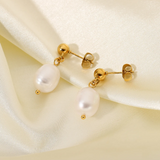 Orb Pearl Earring