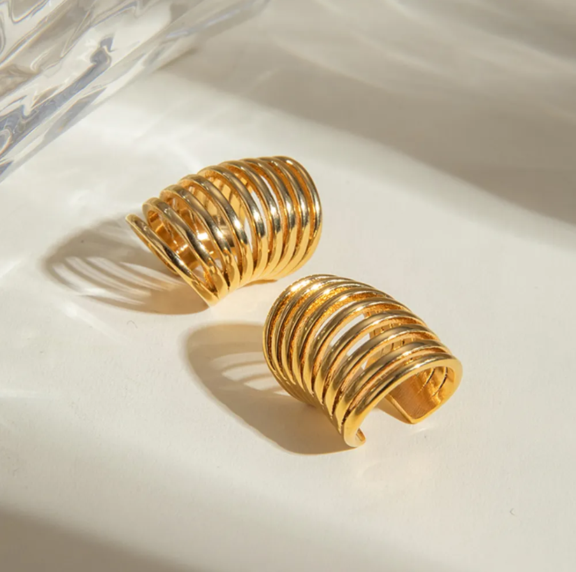 स्टैकिंग ईयर कफ इयररिंग