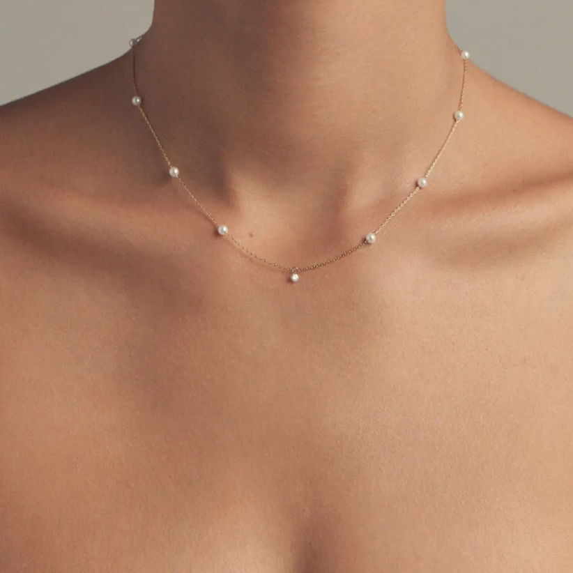 Dainty Pearl Necklace