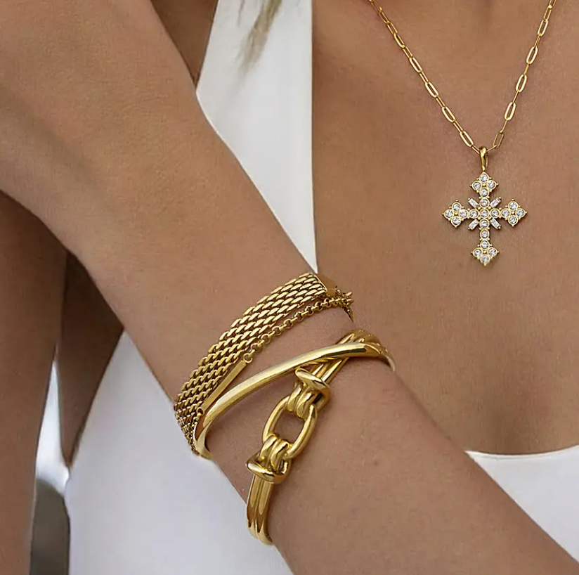Cross Big Elite Necklace