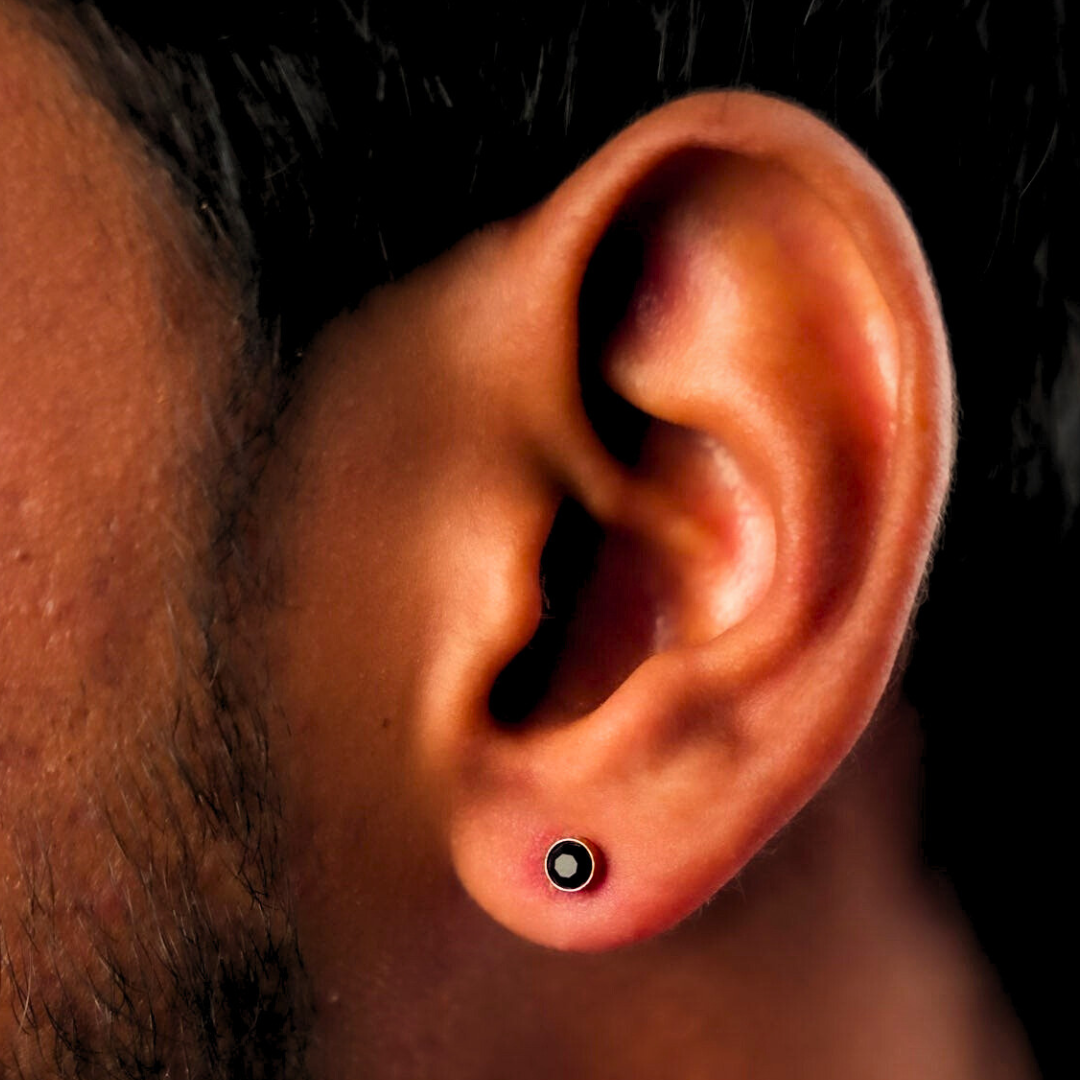 Midnight Bolt Stud Earring - 4 MM - S