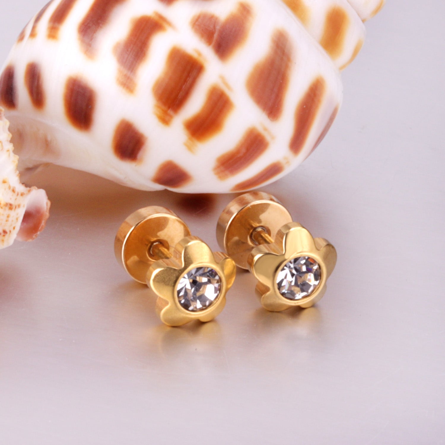 Diamond Flower Stud Earring