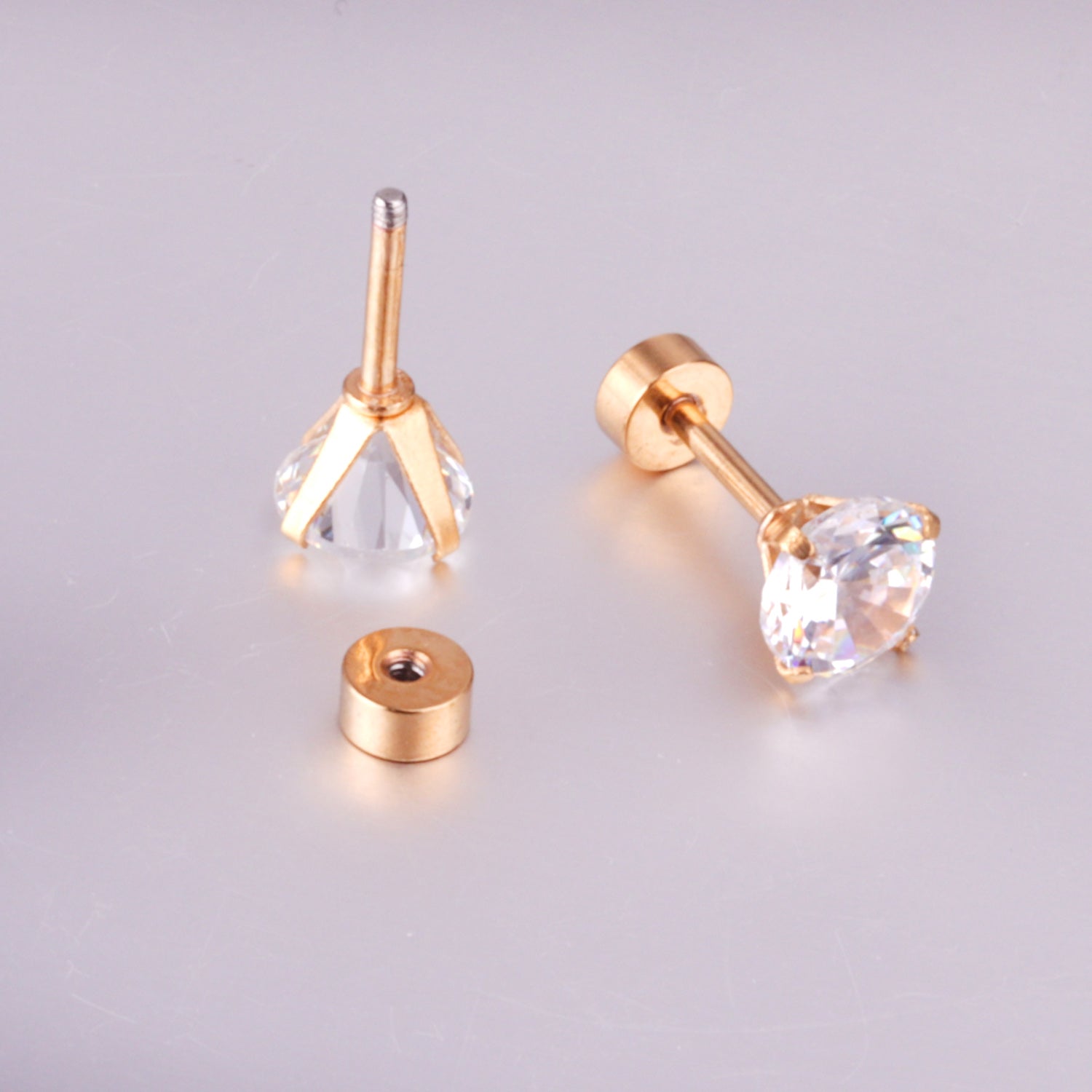 Solitaire Stud Earring