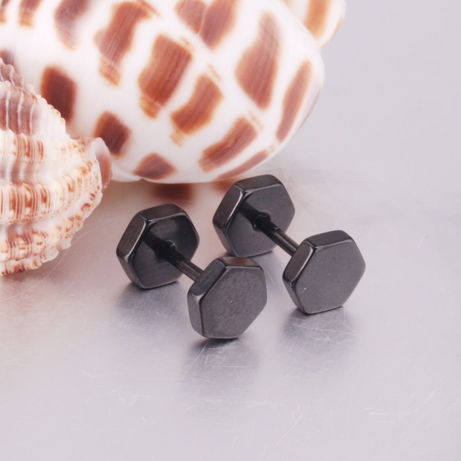 Hexagon Stud Earring - Black
